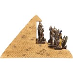 Πυραμίδα με μινιατούρες 12 Αιγύπτιων Θεών